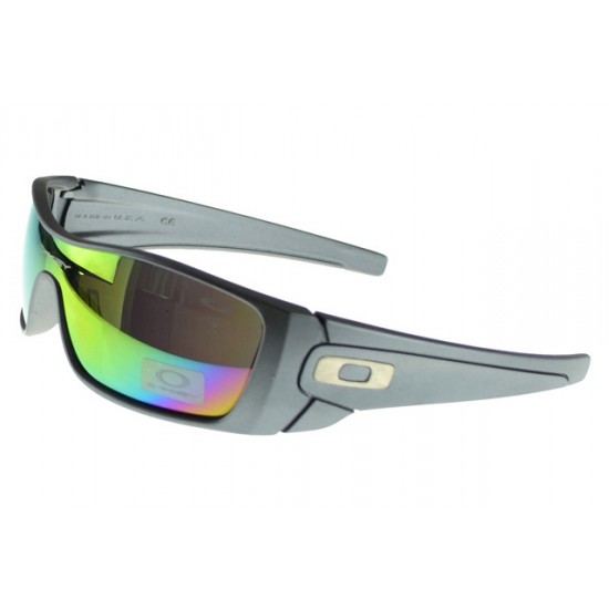 Oakley Fuel Cell Sunglass grey Frame multicolor Lens-Clearance